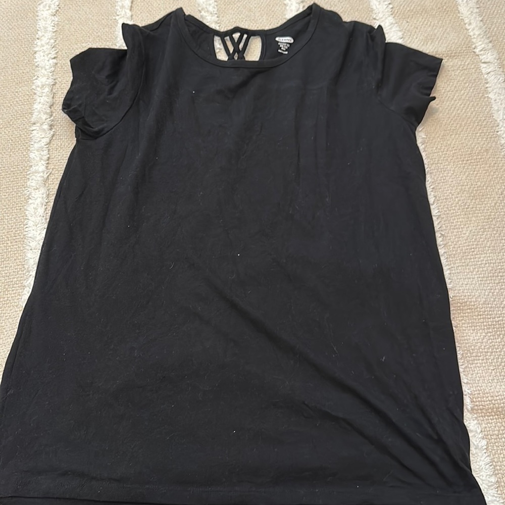 A black Old Navy t-shirt(worn a couple times)